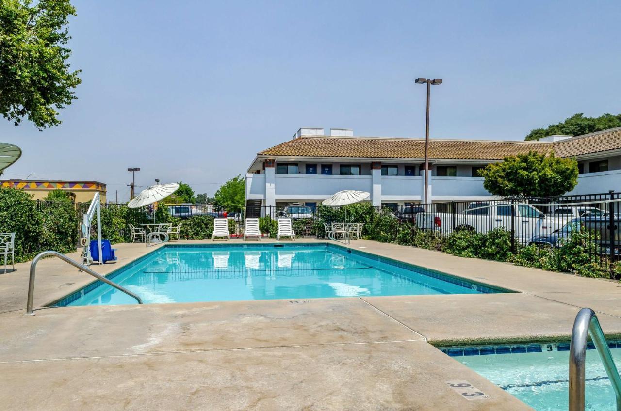 Motel 6 Oakdale, Ca Exterior foto
